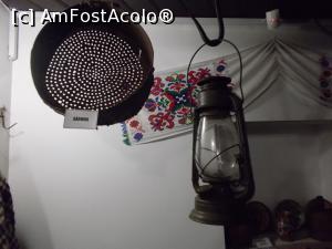 [P10] Dârmon și lampa de vânt.  » foto by mihaelavoicu
 - 
<span class="allrVoted glyphicon glyphicon-heart hidden" id="av998835"></span>
<a class="m-l-10 hidden" id="sv998835" onclick="voting_Foto_DelVot(,998835,24135)" role="button">șterge vot <span class="glyphicon glyphicon-remove"></span></a>
<a id="v9998835" class=" c-red"  onclick="voting_Foto_SetVot(998835)" role="button"><span class="glyphicon glyphicon-heart-empty"></span> <b>LIKE</b> = Votează poza</a> <img class="hidden"  id="f998835W9" src="/imagini/loader.gif" border="0" /><span class="AjErrMes hidden" id="e998835ErM"></span>