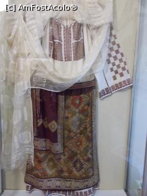 [P20] Un excepțional costum muscelean.  » foto by mihaelavoicu
 - 
<span class="allrVoted glyphicon glyphicon-heart hidden" id="av998859"></span>
<a class="m-l-10 hidden" id="sv998859" onclick="voting_Foto_DelVot(,998859,24135)" role="button">șterge vot <span class="glyphicon glyphicon-remove"></span></a>
<a id="v9998859" class=" c-red"  onclick="voting_Foto_SetVot(998859)" role="button"><span class="glyphicon glyphicon-heart-empty"></span> <b>LIKE</b> = Votează poza</a> <img class="hidden"  id="f998859W9" src="/imagini/loader.gif" border="0" /><span class="AjErrMes hidden" id="e998859ErM"></span>