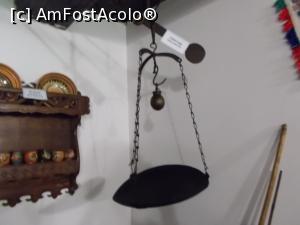 [P09] Cântarul cu un taler.  » foto by mihaelavoicu
 - 
<span class="allrVoted glyphicon glyphicon-heart hidden" id="av998834"></span>
<a class="m-l-10 hidden" id="sv998834" onclick="voting_Foto_DelVot(,998834,24135)" role="button">șterge vot <span class="glyphicon glyphicon-remove"></span></a>
<a id="v9998834" class=" c-red"  onclick="voting_Foto_SetVot(998834)" role="button"><span class="glyphicon glyphicon-heart-empty"></span> <b>LIKE</b> = Votează poza</a> <img class="hidden"  id="f998834W9" src="/imagini/loader.gif" border="0" /><span class="AjErrMes hidden" id="e998834ErM"></span>