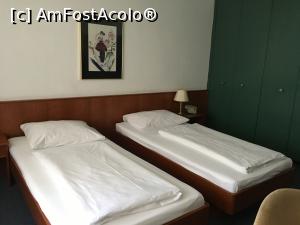 [P02] Camera la etajul 1, hotel Acon » foto by ARA
 - 
<span class="allrVoted glyphicon glyphicon-heart hidden" id="av1000222"></span>
<a class="m-l-10 hidden" id="sv1000222" onclick="voting_Foto_DelVot(,1000222,24154)" role="button">șterge vot <span class="glyphicon glyphicon-remove"></span></a>
<a id="v91000222" class=" c-red"  onclick="voting_Foto_SetVot(1000222)" role="button"><span class="glyphicon glyphicon-heart-empty"></span> <b>LIKE</b> = Votează poza</a> <img class="hidden"  id="f1000222W9" src="/imagini/loader.gif" border="0" /><span class="AjErrMes hidden" id="e1000222ErM"></span>