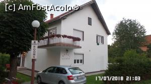 [P02] Rooms Lisičić, Kolašin, Muntenegru » foto by ungureanica
 - 
<span class="allrVoted glyphicon glyphicon-heart hidden" id="av1000656"></span>
<a class="m-l-10 hidden" id="sv1000656" onclick="voting_Foto_DelVot(,1000656,24164)" role="button">șterge vot <span class="glyphicon glyphicon-remove"></span></a>
<a id="v91000656" class=" c-red"  onclick="voting_Foto_SetVot(1000656)" role="button"><span class="glyphicon glyphicon-heart-empty"></span> <b>LIKE</b> = Votează poza</a> <img class="hidden"  id="f1000656W9" src="/imagini/loader.gif" border="0" /><span class="AjErrMes hidden" id="e1000656ErM"></span>