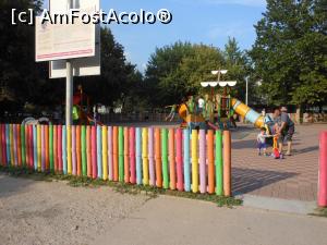 [P17] Fetești - Cu mic cu mare, în Parcul central.  » foto by iulianic
 - 
<span class="allrVoted glyphicon glyphicon-heart hidden" id="av1001321"></span>
<a class="m-l-10 hidden" id="sv1001321" onclick="voting_Foto_DelVot(,1001321,24182)" role="button">șterge vot <span class="glyphicon glyphicon-remove"></span></a>
<a id="v91001321" class=" c-red"  onclick="voting_Foto_SetVot(1001321)" role="button"><span class="glyphicon glyphicon-heart-empty"></span> <b>LIKE</b> = Votează poza</a> <img class="hidden"  id="f1001321W9" src="/imagini/loader.gif" border="0" /><span class="AjErrMes hidden" id="e1001321ErM"></span>