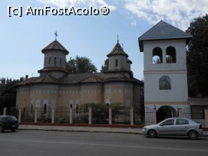 [P09] Fetești - » foto by iulianic
 - 
<span class="allrVoted glyphicon glyphicon-heart hidden" id="av1001313"></span>
<a class="m-l-10 hidden" id="sv1001313" onclick="voting_Foto_DelVot(,1001313,24182)" role="button">șterge vot <span class="glyphicon glyphicon-remove"></span></a>
<a id="v91001313" class=" c-red"  onclick="voting_Foto_SetVot(1001313)" role="button"><span class="glyphicon glyphicon-heart-empty"></span> <b>LIKE</b> = Votează poza</a> <img class="hidden"  id="f1001313W9" src="/imagini/loader.gif" border="0" /><span class="AjErrMes hidden" id="e1001313ErM"></span>