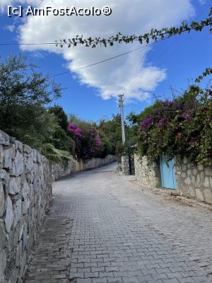 [P03] Eski Datca, orașul vechi » foto by krisstinna
 - 
<span class="allrVoted glyphicon glyphicon-heart hidden" id="av1342197"></span>
<a class="m-l-10 hidden" id="sv1342197" onclick="voting_Foto_DelVot(,1342197,24205)" role="button">șterge vot <span class="glyphicon glyphicon-remove"></span></a>
<a id="v91342197" class=" c-red"  onclick="voting_Foto_SetVot(1342197)" role="button"><span class="glyphicon glyphicon-heart-empty"></span> <b>LIKE</b> = Votează poza</a> <img class="hidden"  id="f1342197W9" src="/imagini/loader.gif" border="0" /><span class="AjErrMes hidden" id="e1342197ErM"></span>
