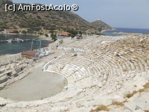 [P03] Teatrul mic şi cele două porturi » foto by irinad
 - 
<span class="allrVoted glyphicon glyphicon-heart hidden" id="av991900"></span>
<a class="m-l-10 hidden" id="sv991900" onclick="voting_Foto_DelVot(,991900,24208)" role="button">șterge vot <span class="glyphicon glyphicon-remove"></span></a>
<a id="v9991900" class=" c-red"  onclick="voting_Foto_SetVot(991900)" role="button"><span class="glyphicon glyphicon-heart-empty"></span> <b>LIKE</b> = Votează poza</a> <img class="hidden"  id="f991900W9" src="/imagini/loader.gif" border="0" /><span class="AjErrMes hidden" id="e991900ErM"></span>