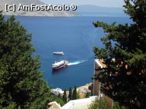 [P15] Vase plutind către Symi » foto by irinad
 - 
<span class="allrVoted glyphicon glyphicon-heart hidden" id="av1000014"></span>
<a class="m-l-10 hidden" id="sv1000014" onclick="voting_Foto_DelVot(,1000014,24208)" role="button">șterge vot <span class="glyphicon glyphicon-remove"></span></a>
<a id="v91000014" class=" c-red"  onclick="voting_Foto_SetVot(1000014)" role="button"><span class="glyphicon glyphicon-heart-empty"></span> <b>LIKE</b> = Votează poza</a> <img class="hidden"  id="f1000014W9" src="/imagini/loader.gif" border="0" /><span class="AjErrMes hidden" id="e1000014ErM"></span>