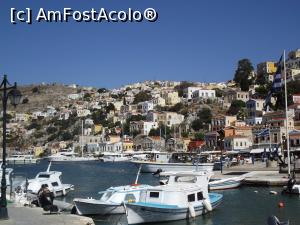 [P16] O altă imagine din portul Symi » foto by irinad
 - 
<span class="allrVoted glyphicon glyphicon-heart hidden" id="av1000015"></span>
<a class="m-l-10 hidden" id="sv1000015" onclick="voting_Foto_DelVot(,1000015,24208)" role="button">șterge vot <span class="glyphicon glyphicon-remove"></span></a>
<a id="v91000015" class=" c-red"  onclick="voting_Foto_SetVot(1000015)" role="button"><span class="glyphicon glyphicon-heart-empty"></span> <b>LIKE</b> = Votează poza</a> <img class="hidden"  id="f1000015W9" src="/imagini/loader.gif" border="0" /><span class="AjErrMes hidden" id="e1000015ErM"></span>