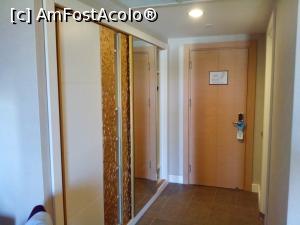 [P12] Intrarea in primul dormitor » foto by Yoda
 - 
<span class="allrVoted glyphicon glyphicon-heart hidden" id="av1280044"></span>
<a class="m-l-10 hidden" id="sv1280044" onclick="voting_Foto_DelVot(,1280044,24210)" role="button">șterge vot <span class="glyphicon glyphicon-remove"></span></a>
<a id="v91280044" class=" c-red"  onclick="voting_Foto_SetVot(1280044)" role="button"><span class="glyphicon glyphicon-heart-empty"></span> <b>LIKE</b> = Votează poza</a> <img class="hidden"  id="f1280044W9" src="/imagini/loader.gif" border="0" /><span class="AjErrMes hidden" id="e1280044ErM"></span>