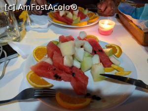 [P17] La lumina lumânării, salată de fructe.  » foto by maryka
 - 
<span class="allrVoted glyphicon glyphicon-heart hidden" id="av1002909"></span>
<a class="m-l-10 hidden" id="sv1002909" onclick="voting_Foto_DelVot(,1002909,24213)" role="button">șterge vot <span class="glyphicon glyphicon-remove"></span></a>
<a id="v91002909" class=" c-red"  onclick="voting_Foto_SetVot(1002909)" role="button"><span class="glyphicon glyphicon-heart-empty"></span> <b>LIKE</b> = Votează poza</a> <img class="hidden"  id="f1002909W9" src="/imagini/loader.gif" border="0" /><span class="AjErrMes hidden" id="e1002909ErM"></span>