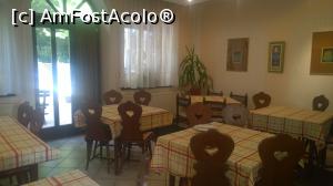 [P06] sau în sala de mese...  » foto by Cdia
 - 
<span class="allrVoted glyphicon glyphicon-heart hidden" id="av1003231"></span>
<a class="m-l-10 hidden" id="sv1003231" onclick="voting_Foto_DelVot(,1003231,24222)" role="button">șterge vot <span class="glyphicon glyphicon-remove"></span></a>
<a id="v91003231" class=" c-red"  onclick="voting_Foto_SetVot(1003231)" role="button"><span class="glyphicon glyphicon-heart-empty"></span> <b>LIKE</b> = Votează poza</a> <img class="hidden"  id="f1003231W9" src="/imagini/loader.gif" border="0" /><span class="AjErrMes hidden" id="e1003231ErM"></span>