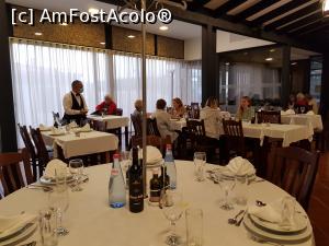 [P14] O Lagar Restaurante - interior » foto by nicole33
 - 
<span class="allrVoted glyphicon glyphicon-heart hidden" id="av1314256"></span>
<a class="m-l-10 hidden" id="sv1314256" onclick="voting_Foto_DelVot(,1314256,24227)" role="button">șterge vot <span class="glyphicon glyphicon-remove"></span></a>
<a id="v91314256" class=" c-red"  onclick="voting_Foto_SetVot(1314256)" role="button"><span class="glyphicon glyphicon-heart-empty"></span> <b>LIKE</b> = Votează poza</a> <img class="hidden"  id="f1314256W9" src="/imagini/loader.gif" border="0" /><span class="AjErrMes hidden" id="e1314256ErM"></span>