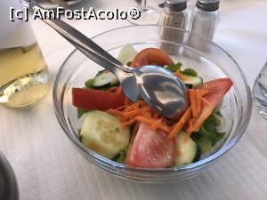 [P14] Cachalote Restaurante - salată asortată » foto by nicole33
 - 
<span class="allrVoted glyphicon glyphicon-heart hidden" id="av1326341"></span>
<a class="m-l-10 hidden" id="sv1326341" onclick="voting_Foto_DelVot(,1326341,24227)" role="button">șterge vot <span class="glyphicon glyphicon-remove"></span></a>
<a id="v91326341" class=" c-red"  onclick="voting_Foto_SetVot(1326341)" role="button"><span class="glyphicon glyphicon-heart-empty"></span> <b>LIKE</b> = Votează poza</a> <img class="hidden"  id="f1326341W9" src="/imagini/loader.gif" border="0" /><span class="AjErrMes hidden" id="e1326341ErM"></span>