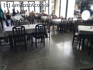 [P08] Cachalote Restaurante - unul din salaoanele interioare » foto by nicole33
 - 
<span class="allrVoted glyphicon glyphicon-heart hidden" id="av1326335"></span>
<a class="m-l-10 hidden" id="sv1326335" onclick="voting_Foto_DelVot(,1326335,24227)" role="button">șterge vot <span class="glyphicon glyphicon-remove"></span></a>
<a id="v91326335" class=" c-red"  onclick="voting_Foto_SetVot(1326335)" role="button"><span class="glyphicon glyphicon-heart-empty"></span> <b>LIKE</b> = Votează poza</a> <img class="hidden"  id="f1326335W9" src="/imagini/loader.gif" border="0" /><span class="AjErrMes hidden" id="e1326335ErM"></span>