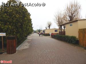 [P15] Aleea Canal Grande, de la Camping Village Jolly » foto by Costi
 - 
<span class="allrVoted glyphicon glyphicon-heart hidden" id="av1004680"></span>
<a class="m-l-10 hidden" id="sv1004680" onclick="voting_Foto_DelVot(,1004680,24246)" role="button">șterge vot <span class="glyphicon glyphicon-remove"></span></a>
<a id="v91004680" class=" c-red"  onclick="voting_Foto_SetVot(1004680)" role="button"><span class="glyphicon glyphicon-heart-empty"></span> <b>LIKE</b> = Votează poza</a> <img class="hidden"  id="f1004680W9" src="/imagini/loader.gif" border="0" /><span class="AjErrMes hidden" id="e1004680ErM"></span>