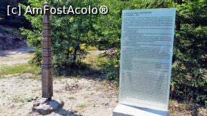 [P20] Stâlp funerar secuiesc și panou turistic lângă noul Centru de informații turistice de lângă Mofeta III și cariera de cinabru. Organizare avem, mai trebuie și turiști...  » foto by Lucien
 - 
<span class="allrVoted glyphicon glyphicon-heart hidden" id="av811812"></span>
<a class="m-l-10 hidden" id="sv811812" onclick="voting_Foto_DelVot(,811812,24266)" role="button">șterge vot <span class="glyphicon glyphicon-remove"></span></a>
<a id="v9811812" class=" c-red"  onclick="voting_Foto_SetVot(811812)" role="button"><span class="glyphicon glyphicon-heart-empty"></span> <b>LIKE</b> = Votează poza</a> <img class="hidden"  id="f811812W9" src="/imagini/loader.gif" border="0" /><span class="AjErrMes hidden" id="e811812ErM"></span>