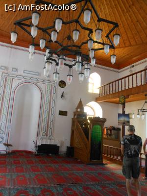 [P09] Babadag - Geamia Gazî Ali Pașa. Interior. » foto by iulianic
 - 
<span class="allrVoted glyphicon glyphicon-heart hidden" id="av1379666"></span>
<a class="m-l-10 hidden" id="sv1379666" onclick="voting_Foto_DelVot(,1379666,24302)" role="button">șterge vot <span class="glyphicon glyphicon-remove"></span></a>
<a id="v91379666" class=" c-red"  onclick="voting_Foto_SetVot(1379666)" role="button"><span class="glyphicon glyphicon-heart-empty"></span> <b>LIKE</b> = Votează poza</a> <img class="hidden"  id="f1379666W9" src="/imagini/loader.gif" border="0" /><span class="AjErrMes hidden" id="e1379666ErM"></span>