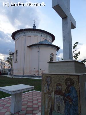 [P15] Biserica rotundă din Lețcani.  » foto by tata123 🔱
 - 
<span class="allrVoted glyphicon glyphicon-heart hidden" id="av933265"></span>
<a class="m-l-10 hidden" id="sv933265" onclick="voting_Foto_DelVot(,933265,24312)" role="button">șterge vot <span class="glyphicon glyphicon-remove"></span></a>
<a id="v9933265" class=" c-red"  onclick="voting_Foto_SetVot(933265)" role="button"><span class="glyphicon glyphicon-heart-empty"></span> <b>LIKE</b> = Votează poza</a> <img class="hidden"  id="f933265W9" src="/imagini/loader.gif" border="0" /><span class="AjErrMes hidden" id="e933265ErM"></span>