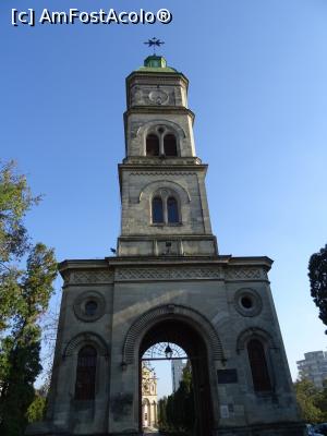 [P02] Turnul-clopotniță - Biserica Bărboi, Iași.  » foto by tata123 🔱
 - 
<span class="allrVoted glyphicon glyphicon-heart hidden" id="av1007864"></span>
<a class="m-l-10 hidden" id="sv1007864" onclick="voting_Foto_DelVot(,1007864,24312)" role="button">șterge vot <span class="glyphicon glyphicon-remove"></span></a>
<a id="v91007864" class=" c-red"  onclick="voting_Foto_SetVot(1007864)" role="button"><span class="glyphicon glyphicon-heart-empty"></span> <b>LIKE</b> = Votează poza</a> <img class="hidden"  id="f1007864W9" src="/imagini/loader.gif" border="0" /><span class="AjErrMes hidden" id="e1007864ErM"></span>