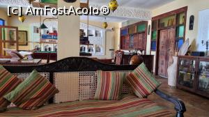 [P17] Zanzibar House » foto by robert
 - 
<span class="allrVoted glyphicon glyphicon-heart hidden" id="av1270381"></span>
<a class="m-l-10 hidden" id="sv1270381" onclick="voting_Foto_DelVot(,1270381,24324)" role="button">șterge vot <span class="glyphicon glyphicon-remove"></span></a>
<a id="v91270381" class=" c-red"  onclick="voting_Foto_SetVot(1270381)" role="button"><span class="glyphicon glyphicon-heart-empty"></span> <b>LIKE</b> = Votează poza</a> <img class="hidden"  id="f1270381W9" src="/imagini/loader.gif" border="0" /><span class="AjErrMes hidden" id="e1270381ErM"></span>