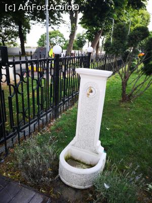 [P22] La intrarea pe domeniul hotelului, o mică fântână pentru curățat nisipul de pe picioare » foto by crismis
 - 
<span class="allrVoted glyphicon glyphicon-heart hidden" id="av1139262"></span>
<a class="m-l-10 hidden" id="sv1139262" onclick="voting_Foto_DelVot(,1139262,24327)" role="button">șterge vot <span class="glyphicon glyphicon-remove"></span></a>
<a id="v91139262" class=" c-red"  onclick="voting_Foto_SetVot(1139262)" role="button"><span class="glyphicon glyphicon-heart-empty"></span> <b>LIKE</b> = Votează poza</a> <img class="hidden"  id="f1139262W9" src="/imagini/loader.gif" border="0" /><span class="AjErrMes hidden" id="e1139262ErM"></span>