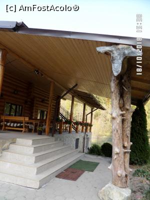[P06] Terasa acoperită, la intrarea în restaurant » foto by Alina53
 - 
<span class="allrVoted glyphicon glyphicon-heart hidden" id="av1030578"></span>
<a class="m-l-10 hidden" id="sv1030578" onclick="voting_Foto_DelVot(,1030578,24333)" role="button">șterge vot <span class="glyphicon glyphicon-remove"></span></a>
<a id="v91030578" class=" c-red"  onclick="voting_Foto_SetVot(1030578)" role="button"><span class="glyphicon glyphicon-heart-empty"></span> <b>LIKE</b> = Votează poza</a> <img class="hidden"  id="f1030578W9" src="/imagini/loader.gif" border="0" /><span class="AjErrMes hidden" id="e1030578ErM"></span>