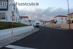 [P01] Insula Faial, Horta, Pensiunea Monte da Guia în stânga și Rua Manuel Greaves » foto by mprofeanu
 - 
<span class="allrVoted glyphicon glyphicon-heart hidden" id="av1011344"></span>
<a class="m-l-10 hidden" id="sv1011344" onclick="voting_Foto_DelVot(,1011344,24353)" role="button">șterge vot <span class="glyphicon glyphicon-remove"></span></a>
<a id="v91011344" class=" c-red"  onclick="voting_Foto_SetVot(1011344)" role="button"><span class="glyphicon glyphicon-heart-empty"></span> <b>LIKE</b> = Votează poza</a> <img class="hidden"  id="f1011344W9" src="/imagini/loader.gif" border="0" /><span class="AjErrMes hidden" id="e1011344ErM"></span>