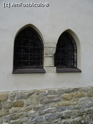 [P12] Ferestre pronaos - Biserica „Sf. Cuvioasa Paraschiva” - Feleacu, Cluj.  » foto by tata123 🔱
 - 
<span class="allrVoted glyphicon glyphicon-heart hidden" id="av1041929"></span>
<a class="m-l-10 hidden" id="sv1041929" onclick="voting_Foto_DelVot(,1041929,24360)" role="button">șterge vot <span class="glyphicon glyphicon-remove"></span></a>
<a id="v91041929" class=" c-red"  onclick="voting_Foto_SetVot(1041929)" role="button"><span class="glyphicon glyphicon-heart-empty"></span> <b>LIKE</b> = Votează poza</a> <img class="hidden"  id="f1041929W9" src="/imagini/loader.gif" border="0" /><span class="AjErrMes hidden" id="e1041929ErM"></span>