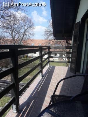 [P17] balconul aferent » foto by robert
 - 
<span class="allrVoted glyphicon glyphicon-heart hidden" id="av1062068"></span>
<a class="m-l-10 hidden" id="sv1062068" onclick="voting_Foto_DelVot(,1062068,24379)" role="button">șterge vot <span class="glyphicon glyphicon-remove"></span></a>
<a id="v91062068" class=" c-red"  onclick="voting_Foto_SetVot(1062068)" role="button"><span class="glyphicon glyphicon-heart-empty"></span> <b>LIKE</b> = Votează poza</a> <img class="hidden"  id="f1062068W9" src="/imagini/loader.gif" border="0" /><span class="AjErrMes hidden" id="e1062068ErM"></span>