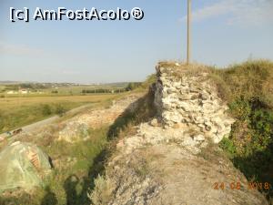 [P08] Cetatea Noviodunum » foto by Yersinia Pestis
 - 
<span class="allrVoted glyphicon glyphicon-heart hidden" id="av1014022"></span>
<a class="m-l-10 hidden" id="sv1014022" onclick="voting_Foto_DelVot(,1014022,24384)" role="button">șterge vot <span class="glyphicon glyphicon-remove"></span></a>
<a id="v91014022" class=" c-red"  onclick="voting_Foto_SetVot(1014022)" role="button"><span class="glyphicon glyphicon-heart-empty"></span> <b>LIKE</b> = Votează poza</a> <img class="hidden"  id="f1014022W9" src="/imagini/loader.gif" border="0" /><span class="AjErrMes hidden" id="e1014022ErM"></span>
