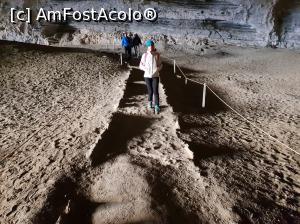 [P13] pestera Cueva de Milodon » foto by robert
 - 
<span class="allrVoted glyphicon glyphicon-heart hidden" id="av1014368"></span>
<a class="m-l-10 hidden" id="sv1014368" onclick="voting_Foto_DelVot(,1014368,24388)" role="button">șterge vot <span class="glyphicon glyphicon-remove"></span></a>
<a id="v91014368" class=" c-red"  onclick="voting_Foto_SetVot(1014368)" role="button"><span class="glyphicon glyphicon-heart-empty"></span> <b>LIKE</b> = Votează poza</a> <img class="hidden"  id="f1014368W9" src="/imagini/loader.gif" border="0" /><span class="AjErrMes hidden" id="e1014368ErM"></span>