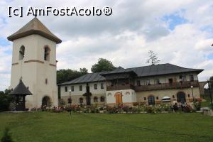 [P17] Mănăstirea Teodoreni, Turnul Clopotniță și Clădirea cu Stăreția, Chiliile, Trapeza, Bucătăria, Magaziile » foto by mprofeanu
 - 
<span class="allrVoted glyphicon glyphicon-heart hidden" id="av1314151"></span>
<a class="m-l-10 hidden" id="sv1314151" onclick="voting_Foto_DelVot(,1314151,24390)" role="button">șterge vot <span class="glyphicon glyphicon-remove"></span></a>
<a id="v91314151" class=" c-red"  onclick="voting_Foto_SetVot(1314151)" role="button"><span class="glyphicon glyphicon-heart-empty"></span> <b>LIKE</b> = Votează poza</a> <img class="hidden"  id="f1314151W9" src="/imagini/loader.gif" border="0" /><span class="AjErrMes hidden" id="e1314151ErM"></span>