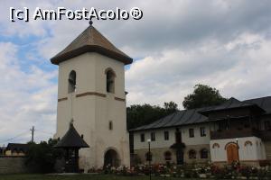 [P19] Mănăstirea Teodoreni, Turnul Clopotniță este impresionant... » foto by mprofeanu
 - 
<span class="allrVoted glyphicon glyphicon-heart hidden" id="av1314153"></span>
<a class="m-l-10 hidden" id="sv1314153" onclick="voting_Foto_DelVot(,1314153,24390)" role="button">șterge vot <span class="glyphicon glyphicon-remove"></span></a>
<a id="v91314153" class=" c-red"  onclick="voting_Foto_SetVot(1314153)" role="button"><span class="glyphicon glyphicon-heart-empty"></span> <b>LIKE</b> = Votează poza</a> <img class="hidden"  id="f1314153W9" src="/imagini/loader.gif" border="0" /><span class="AjErrMes hidden" id="e1314153ErM"></span>