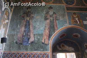 [P08] Mănăstirea Teodoreni, Biserica, Tabloul votiv, Ctitorii Teodor Movilă și fiul său, Ioan, pictura veche » foto by mprofeanu
 - 
<span class="allrVoted glyphicon glyphicon-heart hidden" id="av1314142"></span>
<a class="m-l-10 hidden" id="sv1314142" onclick="voting_Foto_DelVot(,1314142,24390)" role="button">șterge vot <span class="glyphicon glyphicon-remove"></span></a>
<a id="v91314142" class=" c-red"  onclick="voting_Foto_SetVot(1314142)" role="button"><span class="glyphicon glyphicon-heart-empty"></span> <b>LIKE</b> = Votează poza</a> <img class="hidden"  id="f1314142W9" src="/imagini/loader.gif" border="0" /><span class="AjErrMes hidden" id="e1314142ErM"></span>