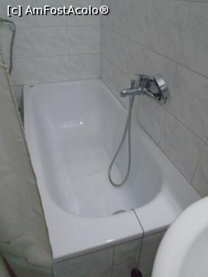 [P15] Cada ocupa un spațiu prea mare » foto by Carmen Ion
 - 
<span class="allrVoted glyphicon glyphicon-heart hidden" id="av1015377"></span>
<a class="m-l-10 hidden" id="sv1015377" onclick="voting_Foto_DelVot(,1015377,24397)" role="button">șterge vot <span class="glyphicon glyphicon-remove"></span></a>
<a id="v91015377" class=" c-red"  onclick="voting_Foto_SetVot(1015377)" role="button"><span class="glyphicon glyphicon-heart-empty"></span> <b>LIKE</b> = Votează poza</a> <img class="hidden"  id="f1015377W9" src="/imagini/loader.gif" border="0" /><span class="AjErrMes hidden" id="e1015377ErM"></span>