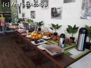 [P11] preparatele pentru micul dejun » foto by MICAGEO
 - 
<span class="allrVoted glyphicon glyphicon-heart hidden" id="av1015695"></span>
<a class="m-l-10 hidden" id="sv1015695" onclick="voting_Foto_DelVot(,1015695,24401)" role="button">șterge vot <span class="glyphicon glyphicon-remove"></span></a>
<a id="v91015695" class=" c-red"  onclick="voting_Foto_SetVot(1015695)" role="button"><span class="glyphicon glyphicon-heart-empty"></span> <b>LIKE</b> = Votează poza</a> <img class="hidden"  id="f1015695W9" src="/imagini/loader.gif" border="0" /><span class="AjErrMes hidden" id="e1015695ErM"></span>