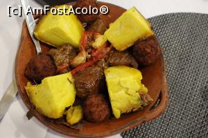 [P26] Ponta Delgada, Restaurante Gastronomo, Nacos de carne a chefe, specialitatea bucătarului » foto by mprofeanu
 - 
<span class="allrVoted glyphicon glyphicon-heart hidden" id="av1017777"></span>
<a class="m-l-10 hidden" id="sv1017777" onclick="voting_Foto_DelVot(,1017777,24421)" role="button">șterge vot <span class="glyphicon glyphicon-remove"></span></a>
<a id="v91017777" class=" c-red"  onclick="voting_Foto_SetVot(1017777)" role="button"><span class="glyphicon glyphicon-heart-empty"></span> <b>LIKE</b> = Votează poza</a> <img class="hidden"  id="f1017777W9" src="/imagini/loader.gif" border="0" /><span class="AjErrMes hidden" id="e1017777ErM"></span>