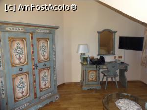 [P06] Restul camerei » foto by fanespoitorul
 - 
<span class="allrVoted glyphicon glyphicon-heart hidden" id="av1018196"></span>
<a class="m-l-10 hidden" id="sv1018196" onclick="voting_Foto_DelVot(,1018196,24426)" role="button">șterge vot <span class="glyphicon glyphicon-remove"></span></a>
<a id="v91018196" class=" c-red"  onclick="voting_Foto_SetVot(1018196)" role="button"><span class="glyphicon glyphicon-heart-empty"></span> <b>LIKE</b> = Votează poza</a> <img class="hidden"  id="f1018196W9" src="/imagini/loader.gif" border="0" /><span class="AjErrMes hidden" id="e1018196ErM"></span>