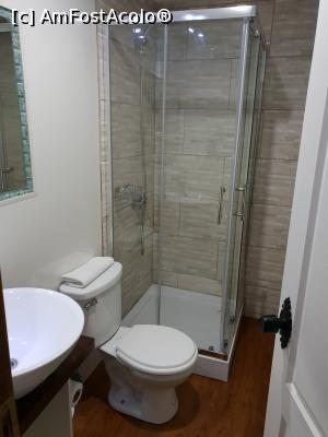 [P07] prin camera de hotel » foto by robert
 - 
<span class="allrVoted glyphicon glyphicon-heart hidden" id="av1018281"></span>
<a class="m-l-10 hidden" id="sv1018281" onclick="voting_Foto_DelVot(,1018281,24427)" role="button">șterge vot <span class="glyphicon glyphicon-remove"></span></a>
<a id="v91018281" class=" c-red"  onclick="voting_Foto_SetVot(1018281)" role="button"><span class="glyphicon glyphicon-heart-empty"></span> <b>LIKE</b> = Votează poza</a> <img class="hidden"  id="f1018281W9" src="/imagini/loader.gif" border="0" /><span class="AjErrMes hidden" id="e1018281ErM"></span>