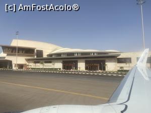 [P18] Cu avionul în Egipt - pe aeroportul din Sharm » foto by nicole33
 - 
<span class="allrVoted glyphicon glyphicon-heart hidden" id="av1232211"></span>
<a class="m-l-10 hidden" id="sv1232211" onclick="voting_Foto_DelVot(,1232211,24446)" role="button">șterge vot <span class="glyphicon glyphicon-remove"></span></a>
<a id="v91232211" class=" c-red"  onclick="voting_Foto_SetVot(1232211)" role="button"><span class="glyphicon glyphicon-heart-empty"></span> <b>LIKE</b> = Votează poza</a> <img class="hidden"  id="f1232211W9" src="/imagini/loader.gif" border="0" /><span class="AjErrMes hidden" id="e1232211ErM"></span>