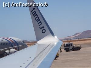 [P20] Cu avionul în Egipt - înainte de decolarea spre casă » foto by nicole33
 - 
<span class="allrVoted glyphicon glyphicon-heart hidden" id="av1232213"></span>
<a class="m-l-10 hidden" id="sv1232213" onclick="voting_Foto_DelVot(,1232213,24446)" role="button">șterge vot <span class="glyphicon glyphicon-remove"></span></a>
<a id="v91232213" class=" c-red"  onclick="voting_Foto_SetVot(1232213)" role="button"><span class="glyphicon glyphicon-heart-empty"></span> <b>LIKE</b> = Votează poza</a> <img class="hidden"  id="f1232213W9" src="/imagini/loader.gif" border="0" /><span class="AjErrMes hidden" id="e1232213ErM"></span>