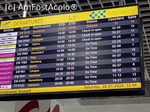 [P18] Cu avionul spre Hurghada – avionul întârziat » foto by nicole33
 - 
<span class="allrVoted glyphicon glyphicon-heart hidden" id="av1411176"></span>
<a class="m-l-10 hidden" id="sv1411176" onclick="voting_Foto_DelVot(,1411176,24446)" role="button">șterge vot <span class="glyphicon glyphicon-remove"></span></a>
<a id="v91411176" class=" c-red"  onclick="voting_Foto_SetVot(1411176)" role="button"><span class="glyphicon glyphicon-heart-empty"></span> <b>LIKE</b> = Votează poza</a> <img class="hidden"  id="f1411176W9" src="/imagini/loader.gif" border="0" /><span class="AjErrMes hidden" id="e1411176ErM"></span>