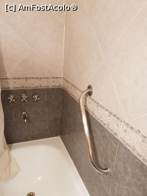 [P10] prin camera de hotel » foto by robert
 - 
<span class="allrVoted glyphicon glyphicon-heart hidden" id="av1021300"></span>
<a class="m-l-10 hidden" id="sv1021300" onclick="voting_Foto_DelVot(,1021300,24471)" role="button">șterge vot <span class="glyphicon glyphicon-remove"></span></a>
<a id="v91021300" class=" c-red"  onclick="voting_Foto_SetVot(1021300)" role="button"><span class="glyphicon glyphicon-heart-empty"></span> <b>LIKE</b> = Votează poza</a> <img class="hidden"  id="f1021300W9" src="/imagini/loader.gif" border="0" /><span class="AjErrMes hidden" id="e1021300ErM"></span>