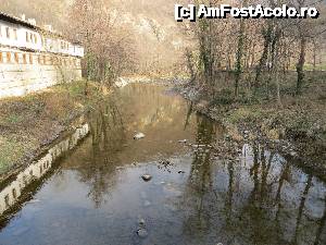 [P11] Raul Belitza vazut de pe podul de lemn care duce catre manastire » foto by valyionsc
 - 
<span class="allrVoted glyphicon glyphicon-heart hidden" id="av496435"></span>
<a class="m-l-10 hidden" id="sv496435" onclick="voting_Foto_DelVot(,496435,24473)" role="button">șterge vot <span class="glyphicon glyphicon-remove"></span></a>
<a id="v9496435" class=" c-red"  onclick="voting_Foto_SetVot(496435)" role="button"><span class="glyphicon glyphicon-heart-empty"></span> <b>LIKE</b> = Votează poza</a> <img class="hidden"  id="f496435W9" src="/imagini/loader.gif" border="0" /><span class="AjErrMes hidden" id="e496435ErM"></span>