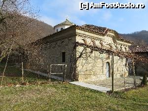 [P26] Biserica Manastirii Kilifarevo » foto by valyionsc
 - 
<span class="allrVoted glyphicon glyphicon-heart hidden" id="av496454"></span>
<a class="m-l-10 hidden" id="sv496454" onclick="voting_Foto_DelVot(,496454,24473)" role="button">șterge vot <span class="glyphicon glyphicon-remove"></span></a>
<a id="v9496454" class=" c-red"  onclick="voting_Foto_SetVot(496454)" role="button"><span class="glyphicon glyphicon-heart-empty"></span> <b>LIKE</b> = Votează poza</a> <img class="hidden"  id="f496454W9" src="/imagini/loader.gif" border="0" /><span class="AjErrMes hidden" id="e496454ErM"></span>