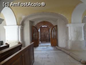[P12] Alta intrare/iesire din biserica.  » foto by fanespoitorul
 - 
<span class="allrVoted glyphicon glyphicon-heart hidden" id="av1021695"></span>
<a class="m-l-10 hidden" id="sv1021695" onclick="voting_Foto_DelVot(,1021695,24475)" role="button">șterge vot <span class="glyphicon glyphicon-remove"></span></a>
<a id="v91021695" class=" c-red"  onclick="voting_Foto_SetVot(1021695)" role="button"><span class="glyphicon glyphicon-heart-empty"></span> <b>LIKE</b> = Votează poza</a> <img class="hidden"  id="f1021695W9" src="/imagini/loader.gif" border="0" /><span class="AjErrMes hidden" id="e1021695ErM"></span>
