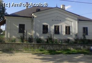 [P25] Casa preotului bucovinean, muzeu » foto by Michi
 - 
<span class="allrVoted glyphicon glyphicon-heart hidden" id="av1409403"></span>
<a class="m-l-10 hidden" id="sv1409403" onclick="voting_Foto_DelVot(,1409403,24486)" role="button">șterge vot <span class="glyphicon glyphicon-remove"></span></a>
<a id="v91409403" class=" c-red"  onclick="voting_Foto_SetVot(1409403)" role="button"><span class="glyphicon glyphicon-heart-empty"></span> <b>LIKE</b> = Votează poza</a> <img class="hidden"  id="f1409403W9" src="/imagini/loader.gif" border="0" /><span class="AjErrMes hidden" id="e1409403ErM"></span>
