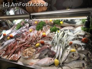 [P05] Ayvalik Balikcisi - oferta de peste era mare - aici jumatate din ea » foto by Dan&Ema
 - 
<span class="allrVoted glyphicon glyphicon-heart hidden" id="av1022926"></span>
<a class="m-l-10 hidden" id="sv1022926" onclick="voting_Foto_DelVot(,1022926,24491)" role="button">șterge vot <span class="glyphicon glyphicon-remove"></span></a>
<a id="v91022926" class=" c-red"  onclick="voting_Foto_SetVot(1022926)" role="button"><span class="glyphicon glyphicon-heart-empty"></span> <b>LIKE</b> = Votează poza</a> <img class="hidden"  id="f1022926W9" src="/imagini/loader.gif" border="0" /><span class="AjErrMes hidden" id="e1022926ErM"></span>