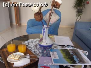 [P03] Primirea la hotel » foto by cloverina
 - 
<span class="allrVoted glyphicon glyphicon-heart hidden" id="av1070355"></span>
<a class="m-l-10 hidden" id="sv1070355" onclick="voting_Foto_DelVot(,1070355,24518)" role="button">șterge vot <span class="glyphicon glyphicon-remove"></span></a>
<a id="v91070355" class=" c-red"  onclick="voting_Foto_SetVot(1070355)" role="button"><span class="glyphicon glyphicon-heart-empty"></span> <b>LIKE</b> = Votează poza</a> <img class="hidden"  id="f1070355W9" src="/imagini/loader.gif" border="0" /><span class="AjErrMes hidden" id="e1070355ErM"></span>
