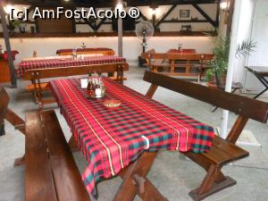 [P33] Plevna - Restaurant Megdana. Interior.  » foto by iulianic
 - 
<span class="allrVoted glyphicon glyphicon-heart hidden" id="av1025759"></span>
<a class="m-l-10 hidden" id="sv1025759" onclick="voting_Foto_DelVot(,1025759,24520)" role="button">șterge vot <span class="glyphicon glyphicon-remove"></span></a>
<a id="v91025759" class=" c-red"  onclick="voting_Foto_SetVot(1025759)" role="button"><span class="glyphicon glyphicon-heart-empty"></span> <b>LIKE</b> = Votează poza</a> <img class="hidden"  id="f1025759W9" src="/imagini/loader.gif" border="0" /><span class="AjErrMes hidden" id="e1025759ErM"></span>