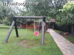 [P27] Curtea din spate cu mic loc de joacă pentru copii.  » foto by Aurici
 - 
<span class="allrVoted glyphicon glyphicon-heart hidden" id="av1025846"></span>
<a class="m-l-10 hidden" id="sv1025846" onclick="voting_Foto_DelVot(,1025846,24522)" role="button">șterge vot <span class="glyphicon glyphicon-remove"></span></a>
<a id="v91025846" class=" c-red"  onclick="voting_Foto_SetVot(1025846)" role="button"><span class="glyphicon glyphicon-heart-empty"></span> <b>LIKE</b> = Votează poza</a> <img class="hidden"  id="f1025846W9" src="/imagini/loader.gif" border="0" /><span class="AjErrMes hidden" id="e1025846ErM"></span>